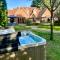 Serene Retreat - Hot Tub - Pool Table - Close to New Forest and Bournemouth Beach - Sleeps 12 - 赫恩