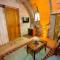 Caldera Cave Hotel