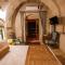 Caldera Cave Hotel