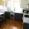 No 3 - Modern Studio Apartment in Lanark Town Centre - 拉纳克