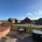 Eden Lodge-Tranquil-Hot Tub-Fishing-7m to Beach - Garton