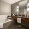 Coast Coal Harbour Vancouver Hotel by APA