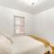 13 Mi to Downtown Detroit Bright Home - ديربورن