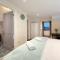 Kai's Place in Finchley - 3 Double Beds, Ideal for Families - Гендон