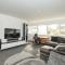Stylish 3-Bedroom in Orpington - 奥平顿