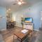 Stylish 2BR Coastal Getaway w Pool Prime Location Lazy Fun - Port Aransas