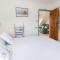5 The Coach House
