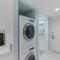 Luxury With Private Lanai Views and Close to the Pool - 那不勒斯