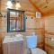 Top of the World Pool Lodge - 赛维尔维尔