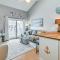Walk to Beach Condo with Balcony in Murrells Inlet! - 默特尔比奇