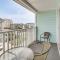 Walk to Beach Condo with Balcony in Murrells Inlet! - 默特尔比奇
