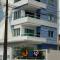 Apartamento completo quadra mar - 伊塔波阿