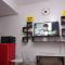 Trees Residences 1 Bedroom with Netflix and Bluetootth Karaoke Speaker with 2 mini Microphone - 马尼拉