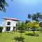 Curly Hostel Negombo