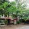 Urbanview Syariah Hotel Tiga ER near Karawang Central Plaza