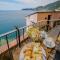 Il Baluardo Sea View Apartment on the Cliff