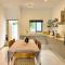 Modern 3BR Apt, River and Pool Oasis, Mauritius - Rivière Noire