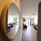 THE A-LINE SEAVIEW MALAMA APARTMENT with pool, tennis court & gym