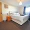 Cancer Square Apt FREE Parking sleeps 8 - 利物浦