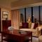 The Portman Ritz-Carlton Shanghai - Шанхай The Portman Ritz-Carlton Shanghai - Шанхай