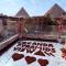 Locanda pyramids view