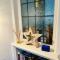 Great value, beautifully decorated quirky cottage, only a 6 minute walk from the sea beaches and restaurants Sleeps 6 - Lyme Regis