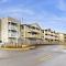 Top Floor - All The Views - 2 Bed 2 Bath Apartment in Westport - Уэстпорт