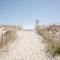 Look and Sea Beach Cottage - 橡树岛