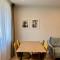 Cozy 2-Bedroom Seaside Apartment - 派尔努