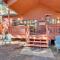 Scenic Deck and Horse Corral Pinetop-Lakeside Cabin