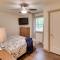 Bullfrog Bluff Mountain View Cabin with Deck!
