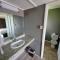 Lamplighter Inn By OYO Independence