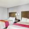 OYO Hotel Burlington South