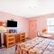 Sands Motel By OYO El Paso near Airport