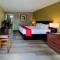 Cypress Inn & Suites Washington by OYO