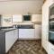 Luxury Caravan At Seaview Holiday Park In Kent Ref 47034Pb - 惠茨特布尔