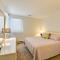 Central Sea Isle City Condo - 1 Block to the Beach - سي إيسل سيتي
