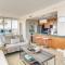 Walk to Beach Luxury Biloxi Condo with Pool Access! - 比洛克西