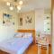 Studio Condo with Ocean View at the Balcony with Strong Wifi and Netflix - Pontud