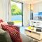 Evergreen Lodge - Two Bed Lux Flat - Parking, Garden, Patio, WIFI, Netflix - Close to Blenheim Palace & Oxford - F3