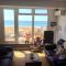 Seafront balcony, lovely spacious relaxing flat - 海斯廷斯