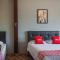 OYO M&J Hotel