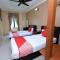 Super OYO 707 Ayuni Hotel - 班吉