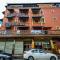 OYO 210 Hotel Five 2