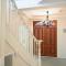 5BR Spacious Convenient Home in Central Glen