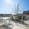Holiday Home Green with parking by Interhome