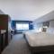 Holiday Inn Express & Suites - Detroit - Dearborn by IHG