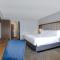 Holiday Inn Express & Suites - Detroit - Dearborn by IHG