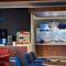 Holiday Inn Express & Suites - Detroit - Dearborn by IHG