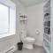 Lions Den // Spacious 1500 sqft (2 WC) - Downtown
